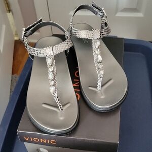 Vionic Palm Boca Size 8 Pewter Snake Rhinestone Sandals